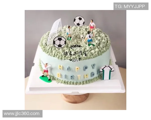 创意足球星蛋糕设计 灵感满满的运动主题生日蛋糕推荐