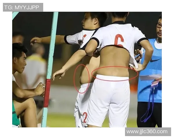 国足球星纹身背后的故事与争议如何影响公众对球员形象的认知