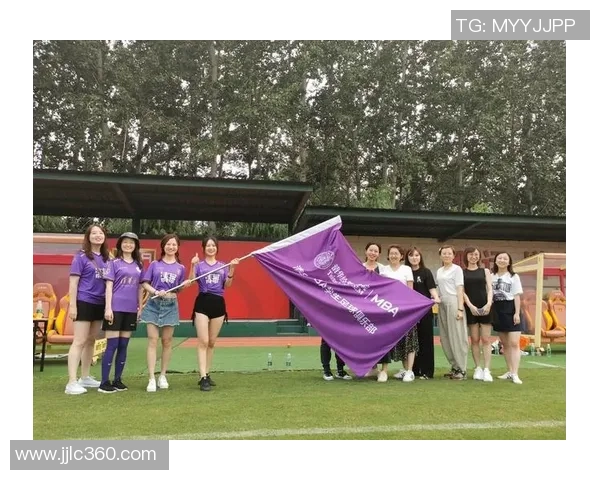 足球年会盛典群星齐聚共送祝福点亮辉煌新征程